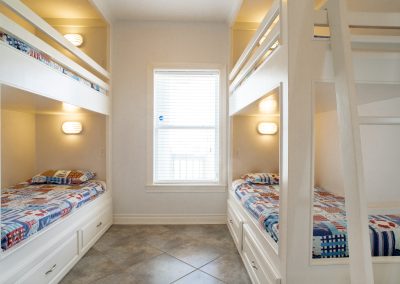 Crystal Beach House - For Sale By Owner - bedroom 3 with bunk beds. Sleeps 4 people